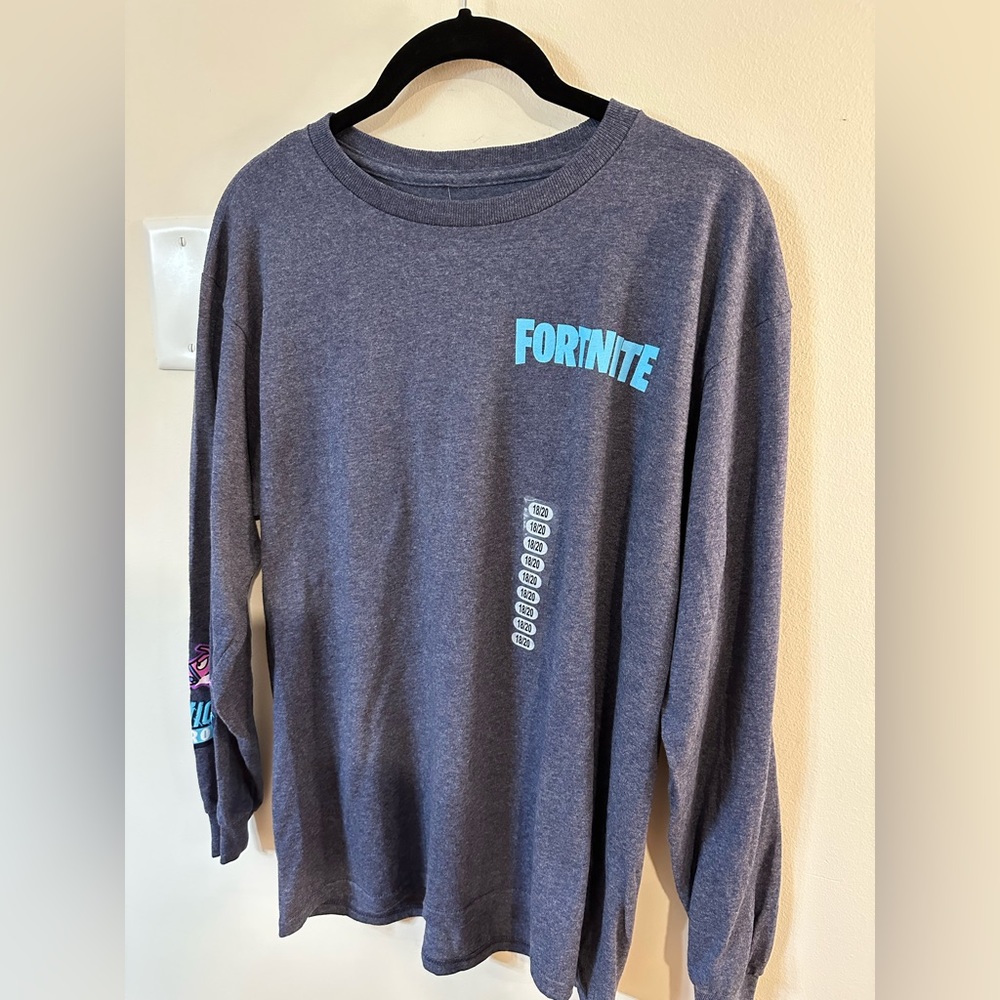 Fortnite Boys Blue Long Sleeve Tshirt NWT Size 8 - Picture 2 of 6